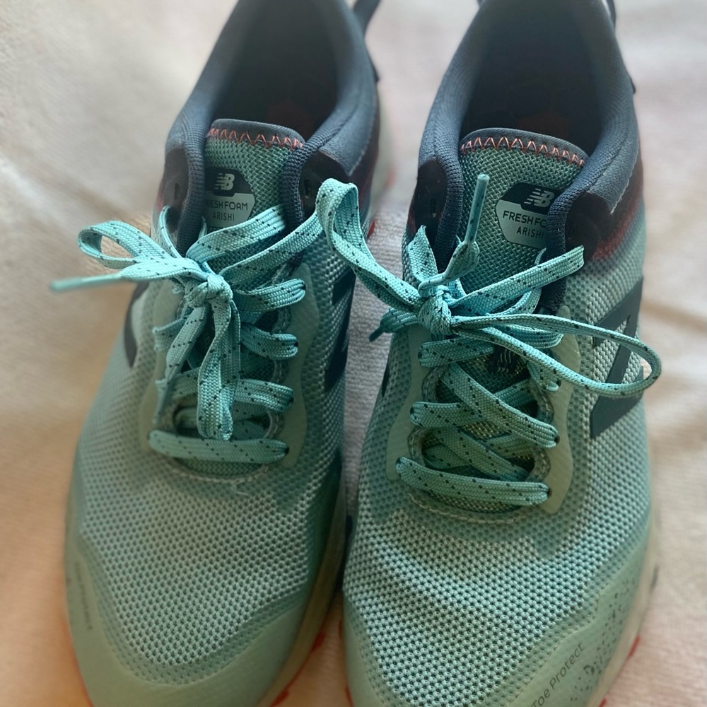 New Balance Fresh Foam Arishi, Womens size 10